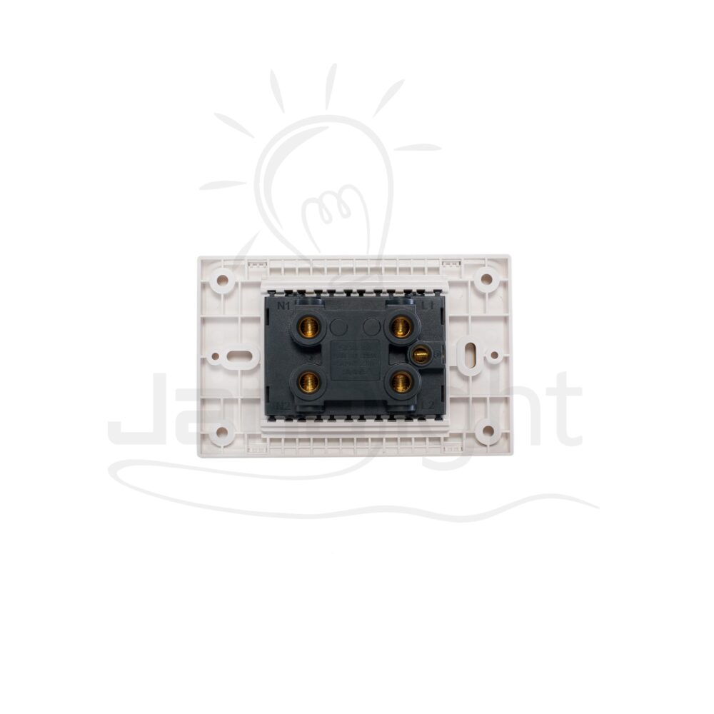 مفتاح تكييف 45 امبير ابيض شرم (تاب) White air conditioning switch Sharm