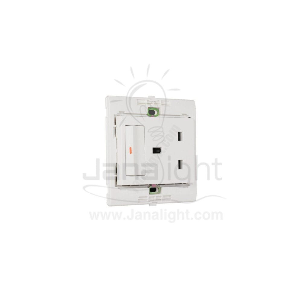 بريزة انكليزي بمفتاح 7x7 ساس ابيض white Socket universal with switch 7*7 sas
